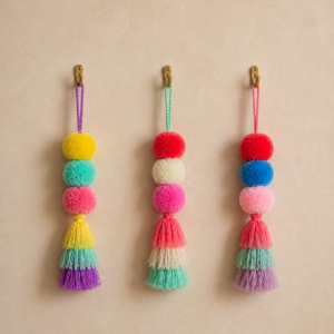 Pompon décoratif à suspendre